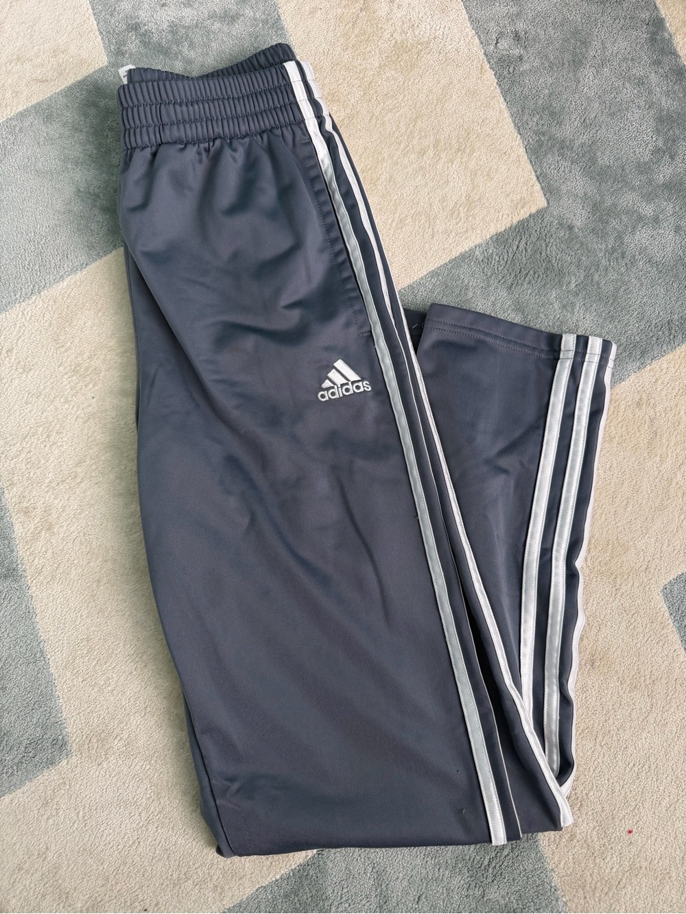 Adidas Boys Track Pants Size L Gray